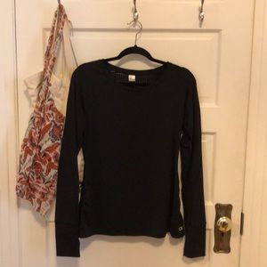 GapFit Long Sleeved Mesh Back Top